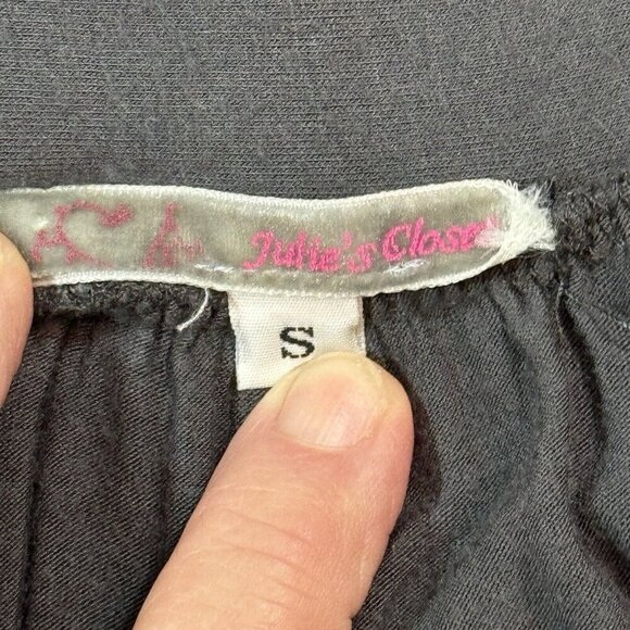 JULIE'S CLOSET Beaded Jeweled Tank Top Women's Small Gray Blouson Stretch Knit - Picture 15 of 15